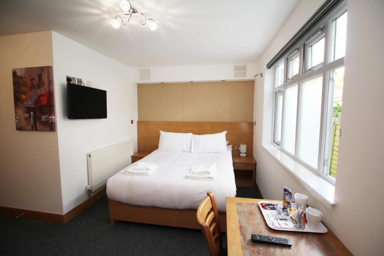 Flexistay Aparthotel Sutton Sutton  Buitenkant foto