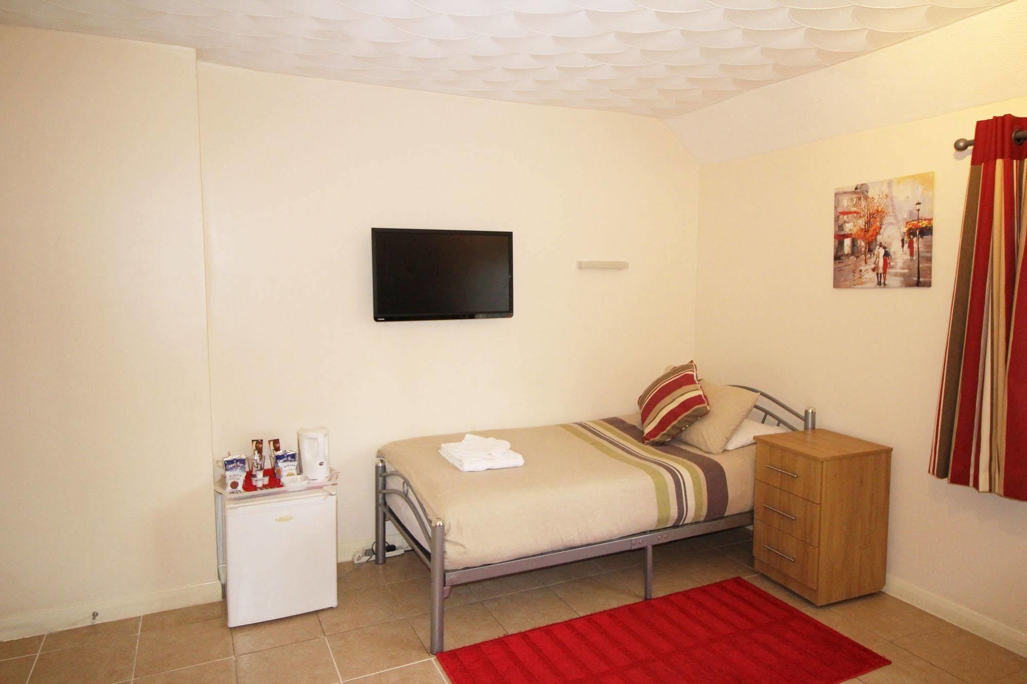 Flexistay Aparthotel Sutton Sutton  Buitenkant foto