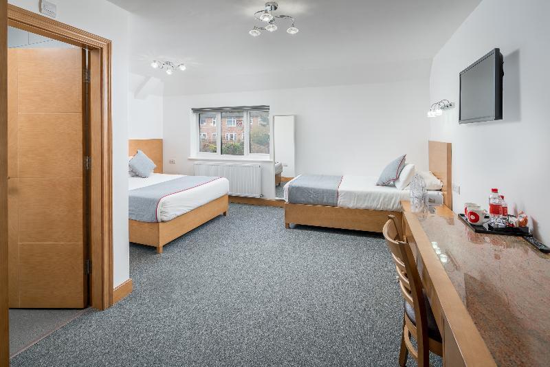 Flexistay Aparthotel Sutton Sutton  Buitenkant foto